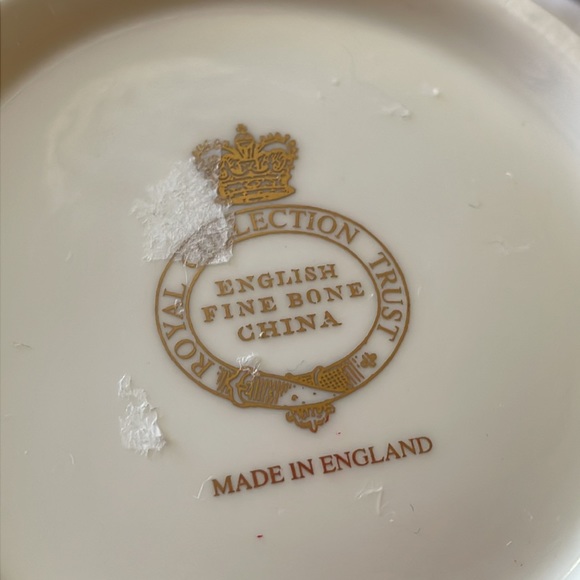 Royal Collection Trust Welcome To Our Royal Baby 2013 Prince George mug cup - Picture 7 of 9